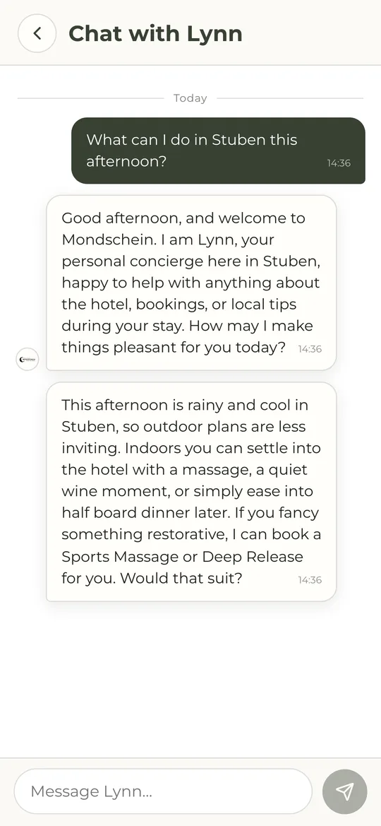 The Mondschein app: chatting with Lynn, who suggests what to do on a rainy afternoon in Stuben